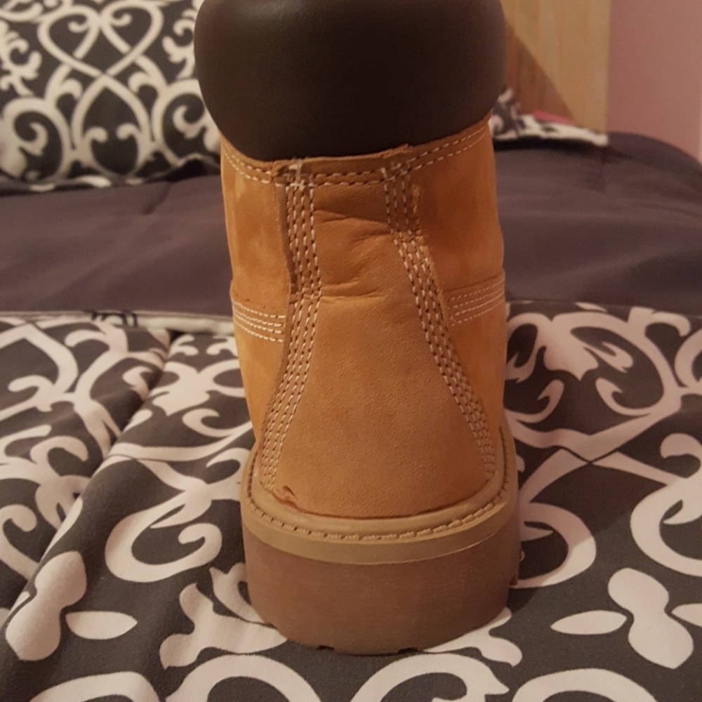 Timberlands - Picture 4 of 4